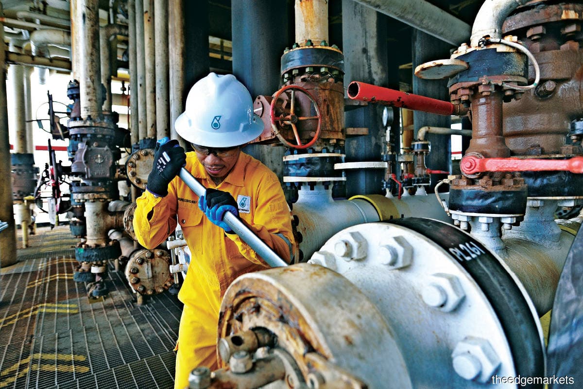Cover Story A challenging transition period for Petronas