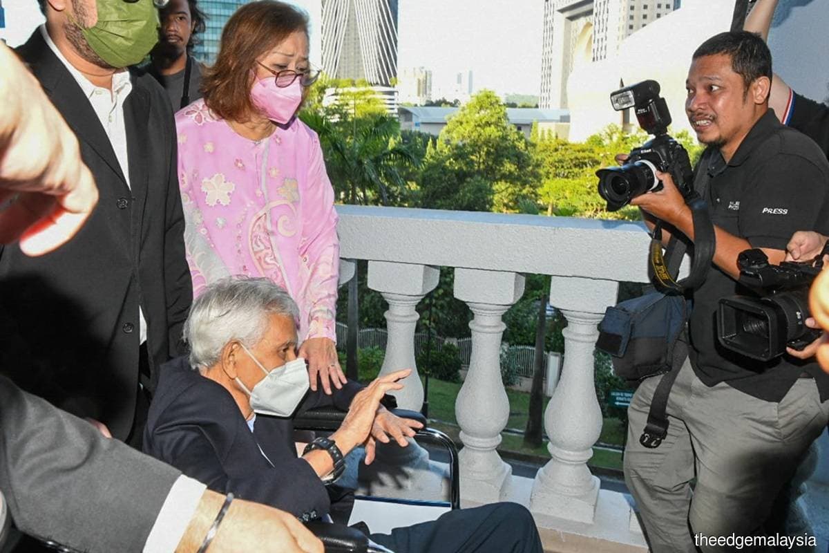 main news image