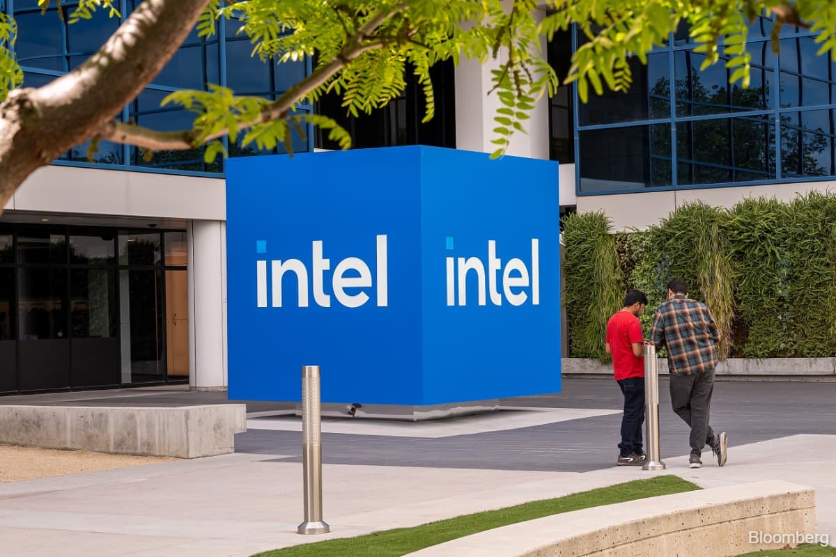 Intel’s US$440 bil six-week surge has short sellers circling