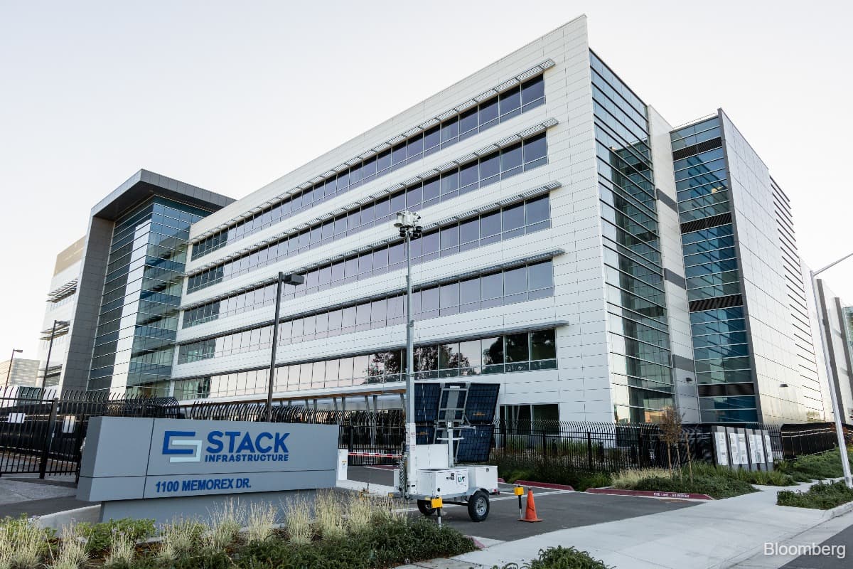 BlackRock-backed AIP, KKR said to court Stack's Asian data centres