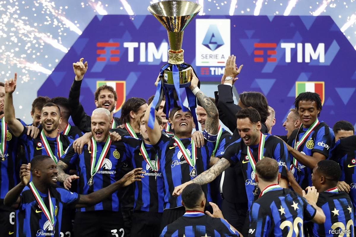 Inter Milan seized by Oaktree after Chinese owner defaults on debt