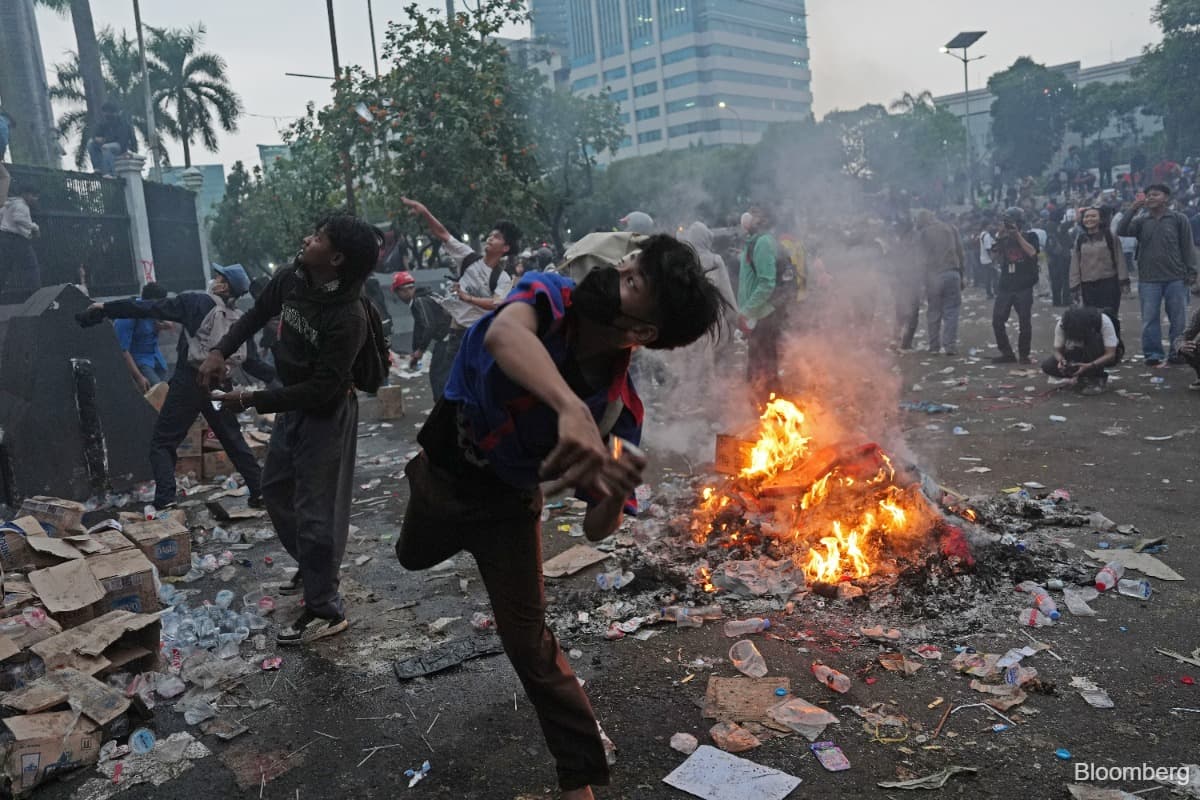 main news image