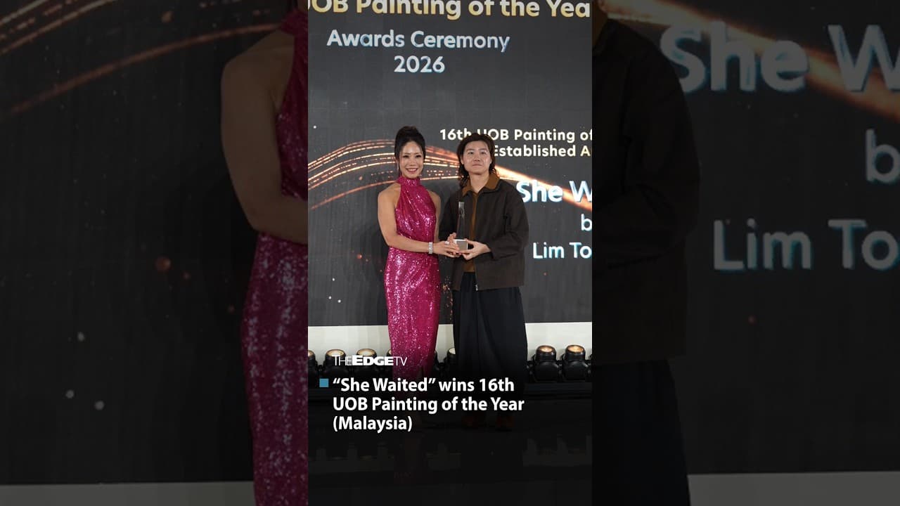 NEWS: “She Waited” wins 16th UOB Painting of the Year (Malaysia)