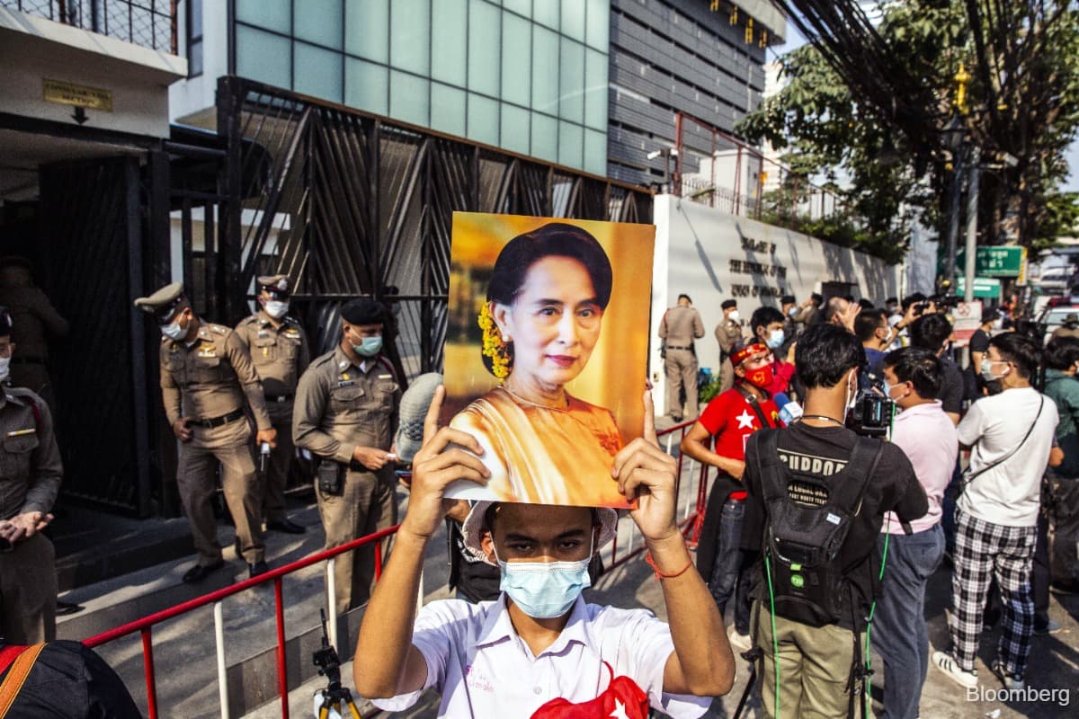 main news image