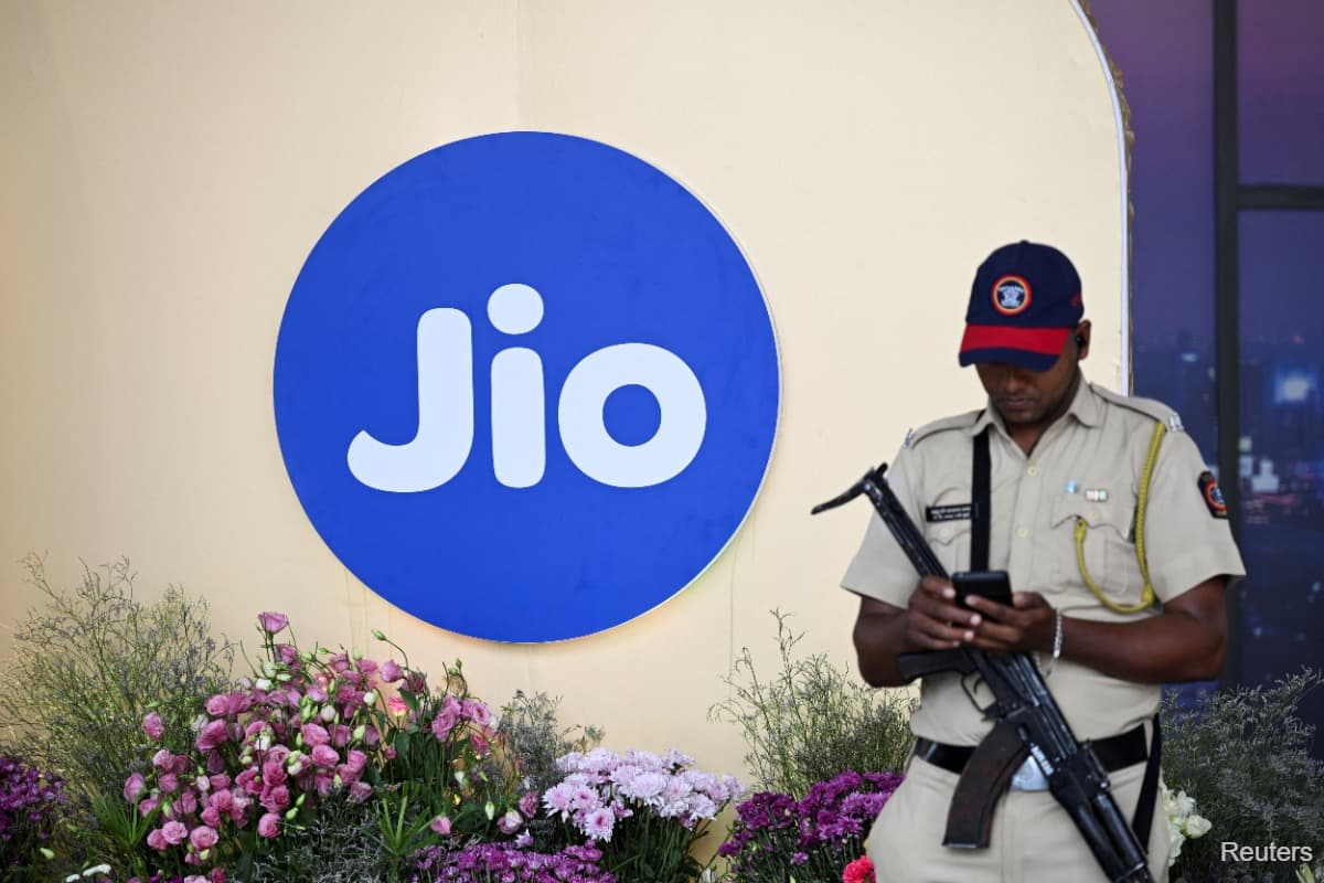 main news image